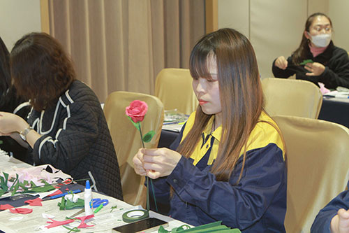 創力集團開展“三八”女神節系列活動(圖5) 創力集團開展“三八”女神節系列活動(圖5)