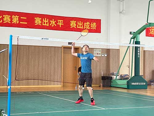 微信圖片_20230710115646.jpg 上海創(chuàng)力集團(tuán)成功舉辦2023年重固鎮(zhèn)職工羽毛球比賽(圖2)