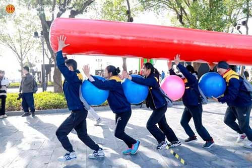 圖片2.jpg 2023年青浦職工嘉年華活動(dòng)圓滿結(jié)束  上海創(chuàng)力集團(tuán)職工代表隊(duì)榮獲團(tuán)體優(yōu)勝獎(jiǎng)(圖2)
