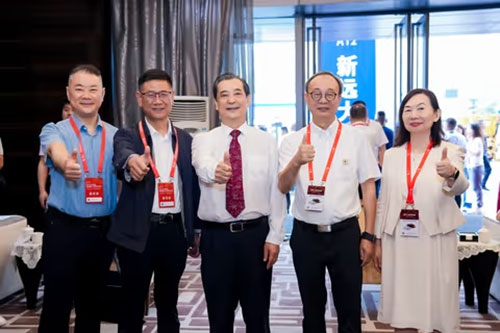 圖片2.jpg 實力彰顯!上海創(chuàng)力集團(tuán)參展貴州國際能源產(chǎn)業(yè)博覽交易會取得圓滿成功(圖2)